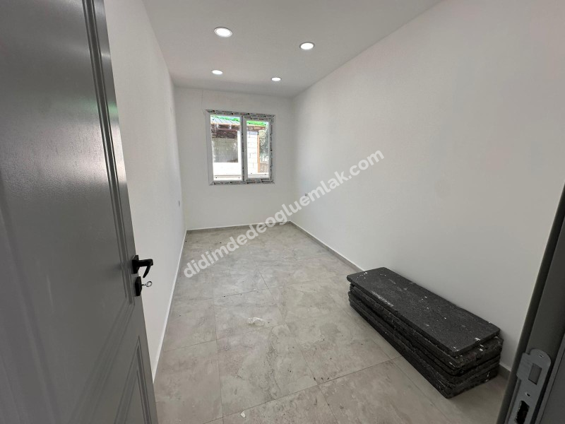 DİDİM AKYENİKÖYDE 300 M2 ARSADA TEK KATLI MÜSTAKİL EV