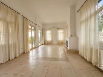 Girne Çatalköy Satılık Türk Koçanlı 3+2 Villa