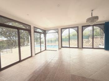 Girne Çatalköy Satılık Türk Koçanlı 3+2 Villa