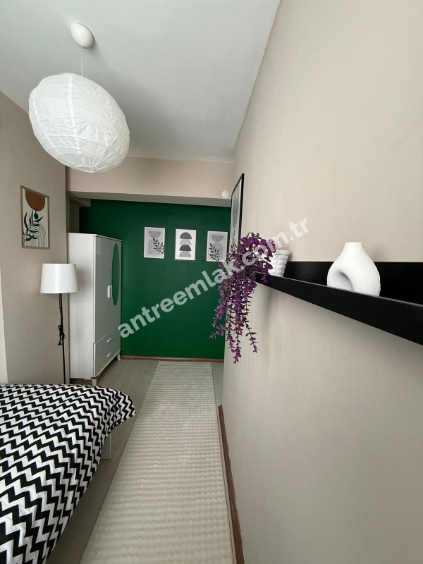Antre Emlak'tan satılık Buca Adatepe'de Üniversite Yanı Cadde Üstü 1+1 55 M2 Daire