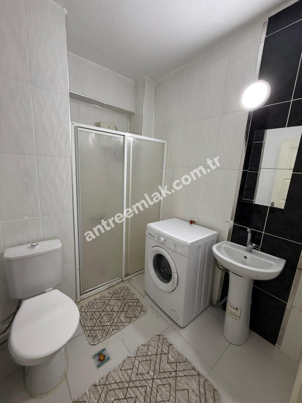 Antre Emlak'tan satılık Buca Adatepe'de Üniversite Yanı Cadde Üstü 1+1 55 M2 Daire