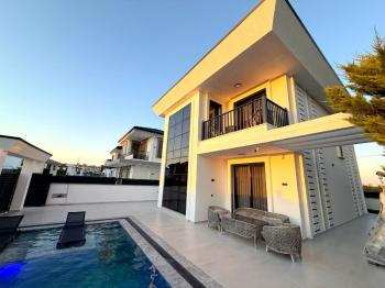 Didim'de Satılık Tam Müstakil Eşyalı Villa