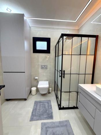 Didim'de Satılık Tam Müstakil Eşyalı Villa