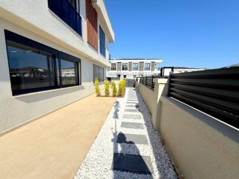 Didim Efeler Mahallesinde Site İçerisinde Satılık 3+1 Villa