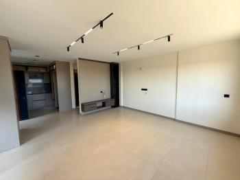 Didim Efeler Mahallesinde Site İçerisinde Satılık 3+1 Villa