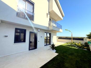 Didim Efeler Mahallesinde Site İçerisinde Satılık 3+1 Villa
