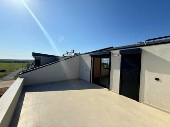 Didim Efeler Mahallesinde Site İçerisinde Satılık 3+1 Villa