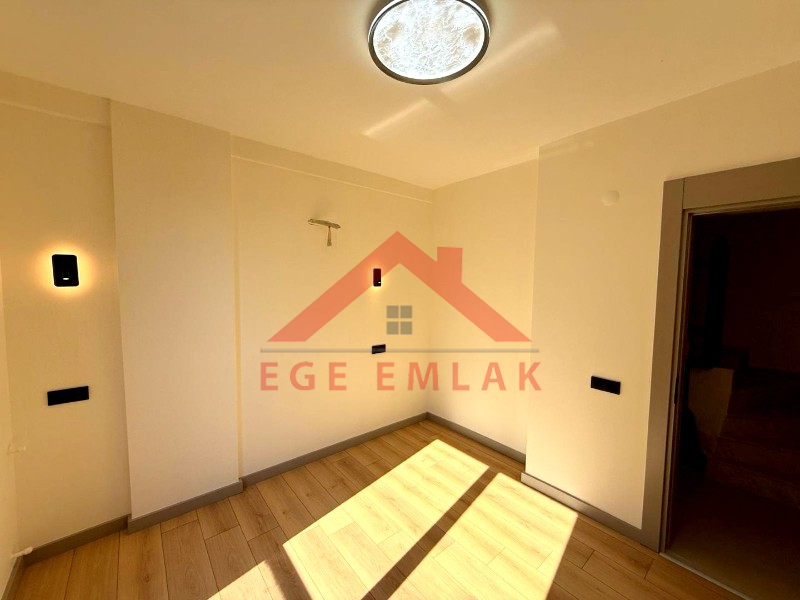 Didim Efeler Mahallesinde Site İçerisinde Satılık 3+1 Villa