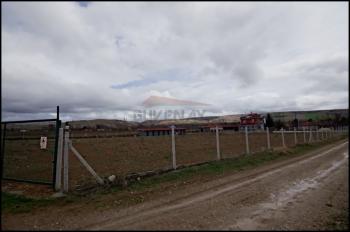 GÜVENAY - ÇORUM MERKEZ ESKİEKİN ALİKİ MEVKİ 5,788M2 4+1 VİLLALI KİRALIK BAĞ 