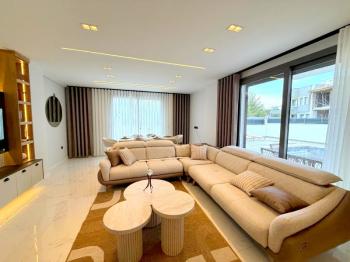 Didim'de Satılık Eşyalı Tam Müstakil Villa