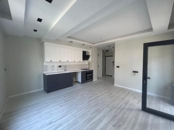 AFYON ÜÇOK EMLAKTAN CUMHURİYET MAH 1+1 SIFIR AYARINDA SATILIK DAİRE 