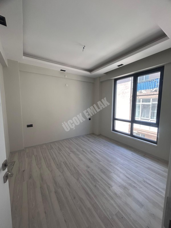 AFYON ÜÇOK EMLAKTAN CUMHURİYET MAH 1+1 SIFIR AYARINDA SATILIK DAİRE 