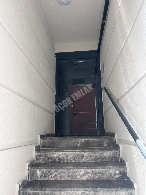 AFYON ÜÇOK EMLAKTAN CUMHURİYET MAH 1+1 SIFIR AYARINDA SATILIK DAİRE 