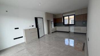 Lefkoşa Ortaköy Bölgesinde SATILIK 2+1 PENTHOUSE