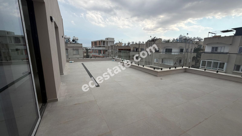 Lefkoşa Ortaköy Bölgesinde SATILIK 2+1 PENTHOUSE