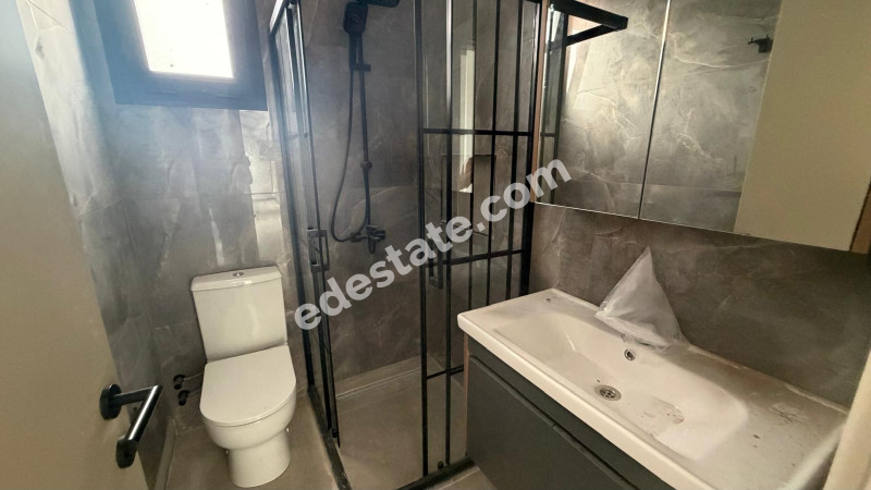 Lefkoşa Ortaköy Bölgesinde SATILIK 2+1 PENTHOUSE