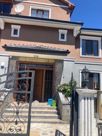 MUHTEŞEM DOĞA MANZARALI YENİ MAH SATILIK VİLLA