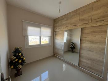 MAĞUSA YENİBOĞAZİÇİN'DE KOÇANI HAZİR 3+1 FUL EŞYALI DAİRE 