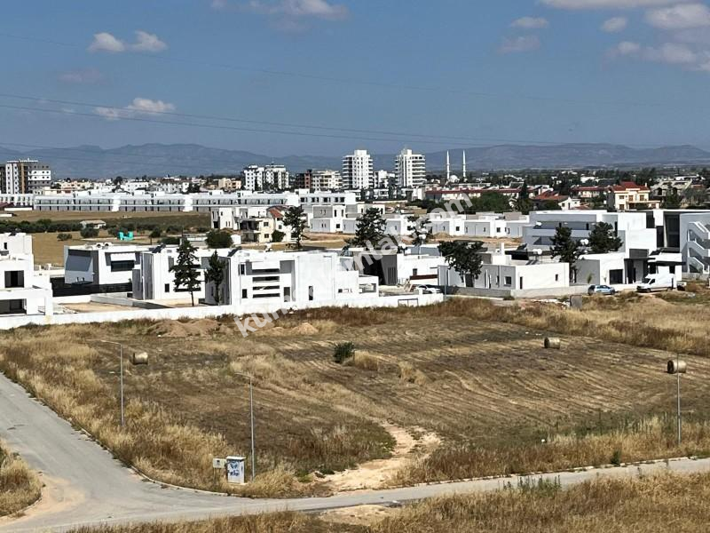 MAĞUSA YENİBOĞAZİÇİN'DE KOÇANI HAZİR 3+1 FUL EŞYALI DAİRE 
