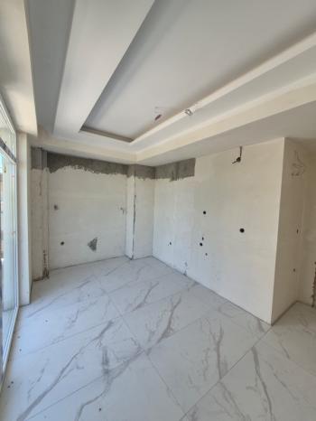 AFYON ÜÇOK EMLAKTAN KOCATEPE MAH 2+1 85M² TEMİZ BAKIMLI SIFIR  SATILIK DAİRE 