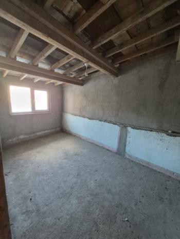 AFYON ÜÇOK EMLAKTAN YUNUS EMRE MAH CADDE ÜZERİ KİRALIK 2+1 DAİRE 