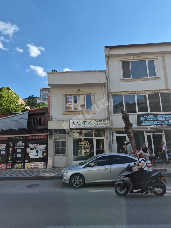 AFYON ÜÇOK EMLAKTAN YUNUS EMRE MAH CADDE ÜZERİ KİRALIK 2+1 DAİRE 