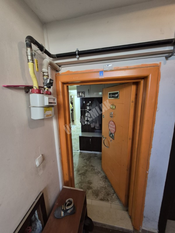  AFYON ÜÇOK EMLAKTAN MAREŞAL FEVZİ ÇAKMAK MAH 2+1 100M²  BAKIMLI MASRAFSIZ SATILIK DAİRE