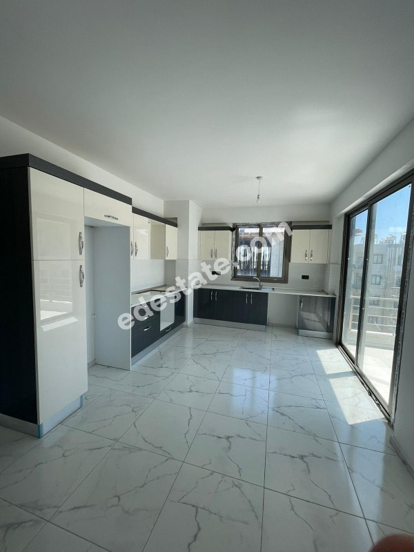 Lefkoşa Küçük Kaymaklı'da SATILIK TÜRK KOÇANLI 2+1 PENTHOUSE DAİRE