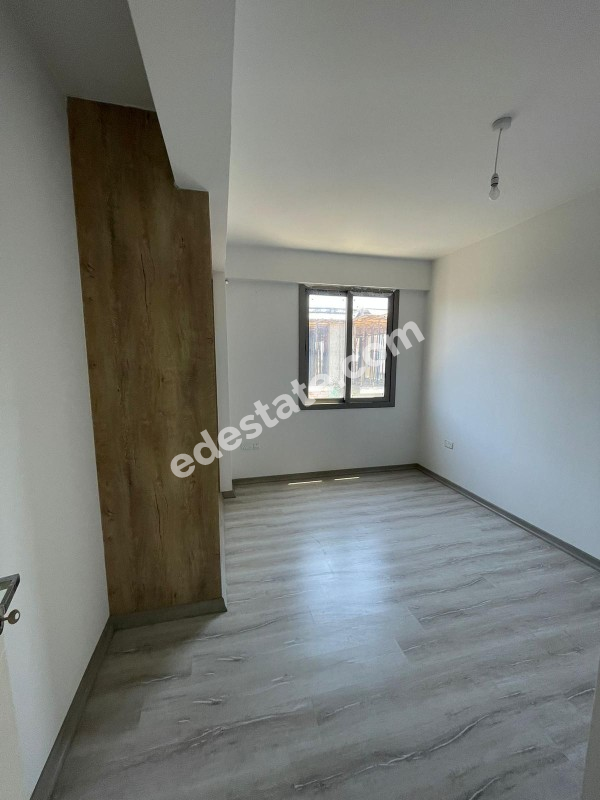 Lefkoşa Küçük Kaymaklı'da SATILIK TÜRK KOÇANLI 2+1 PENTHOUSE DAİRE