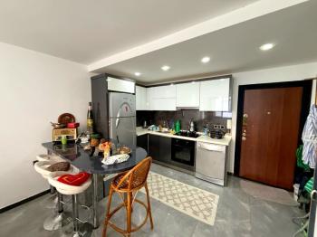 Didim'de Havuzlu Site İçerisinde Satılık Eşyalı 1+1 Yazlık