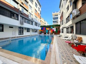 Didim'de Havuzlu Site İçerisinde Satılık Eşyalı 1+1 Yazlık