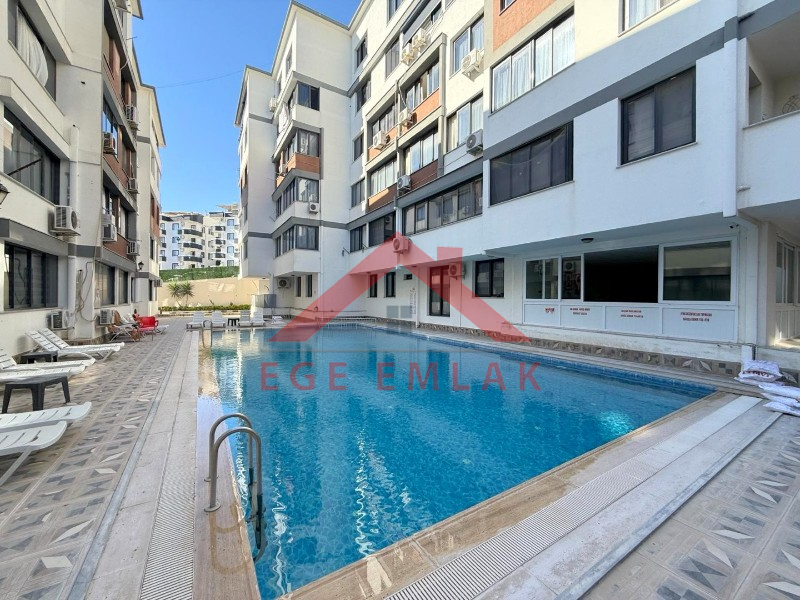 Didim'de Havuzlu Site İçerisinde Satılık Eşyalı 1+1 Yazlık