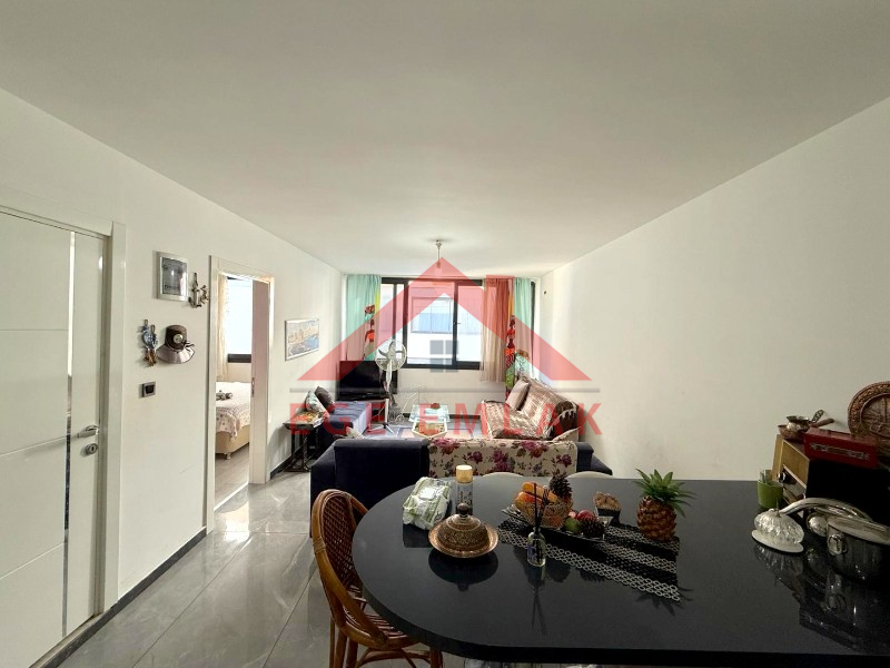 Didim'de Havuzlu Site İçerisinde Satılık Eşyalı 1+1 Yazlık