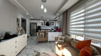 Elmas'tan Akdeniz Mh.’de Cepheleri Açık Huzur Dolu 4+1