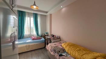 Elmas'tan Akdeniz Mh.’de Cepheleri Açık Huzur Dolu 4+1