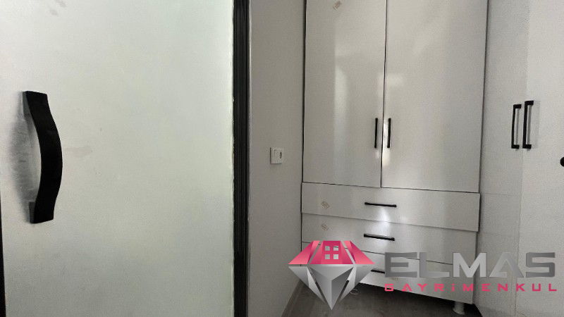 Elmas'tan Akdeniz Mh.’de Cepheleri Açık Huzur Dolu 4+1