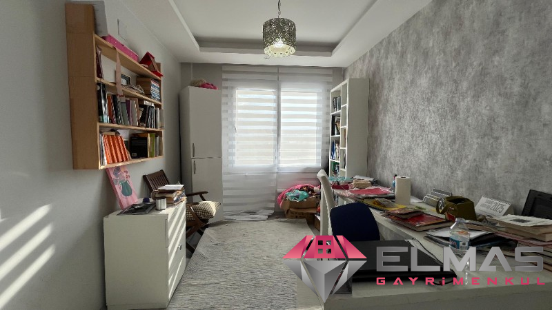 Elmas'tan Akdeniz Mh.’de Cepheleri Açık Huzur Dolu 4+1