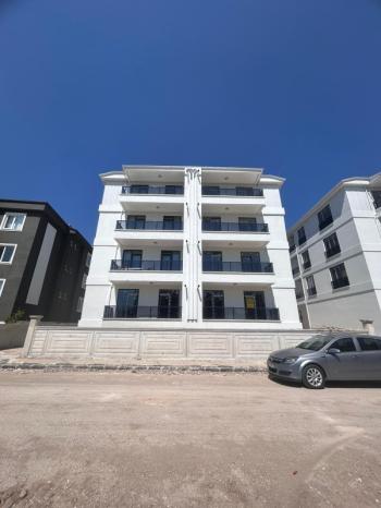 AFYON ÜÇOK EMLAKTAN MAREŞAL F ÇAKMAK MAH SATILIK SIFIR LÜX 3+1 ASANSÖRLÜ FIRSAT DAİRE