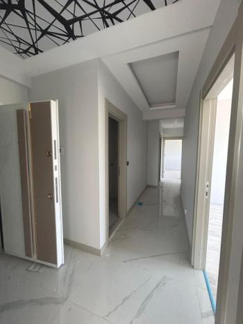 AFYON ÜÇOK EMLAKTAN ALİ İHSAN PAŞA MAH KİRALIK SIFIR LÜX 3+1 NEZİH BÖLGEDE DAİRE