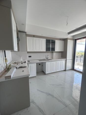 AFYON ÜÇOK EMLAKTAN ALİ İHSAN PAŞA MAH KİRALIK SIFIR LÜX 3+1 NEZİH BÖLGEDE DAİRE