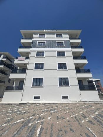 AFYON ÜÇOK EMLAKTAN ALİ İHSAN PAŞA MAH KİRALIK SIFIR LÜX 3+1 NEZİH BÖLGEDE DAİRE