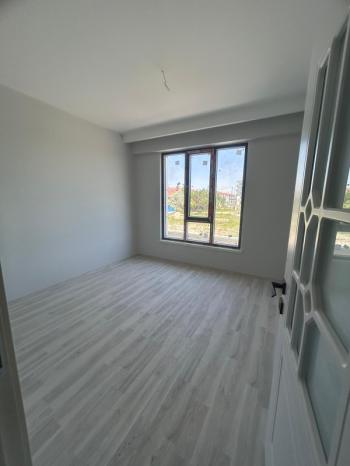 AFYON ÜÇOK EMLAKTAN ALİ İHSAN PAŞA MAH KİRALIK SIFIR LÜX 3+1 NEZİH BÖLGEDE DAİRE