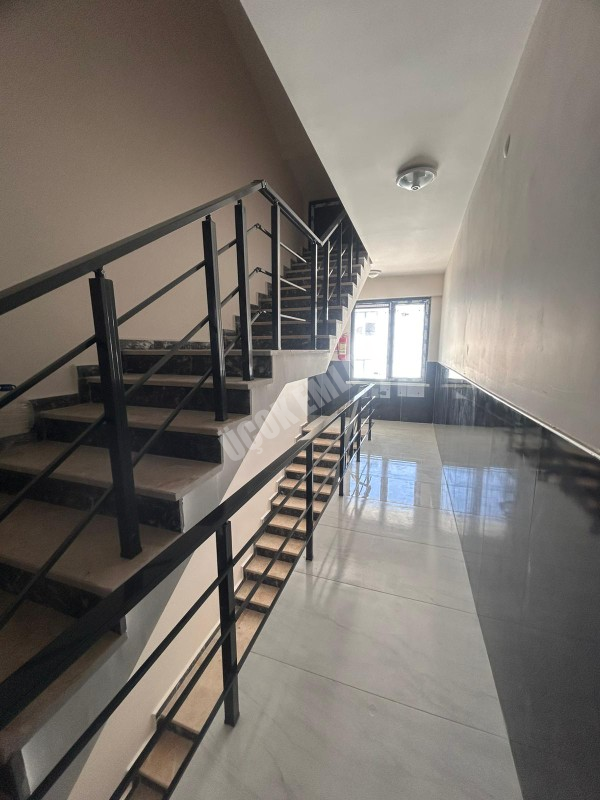AFYON ÜÇOK EMLAKTAN MAREŞAL F ÇAKMAK MAH SATILIK SIFIR LÜX 3+1 ASANSÖRLÜ FIRSAT DAİRE