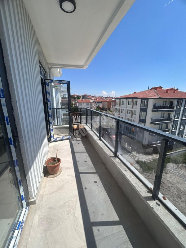 AFYON ÜÇOK EMLAKTAN MAREŞAL F ÇAKMAK MAH SATILIK SIFIR LÜX 3+1 ASANSÖRLÜ FIRSAT DAİRE