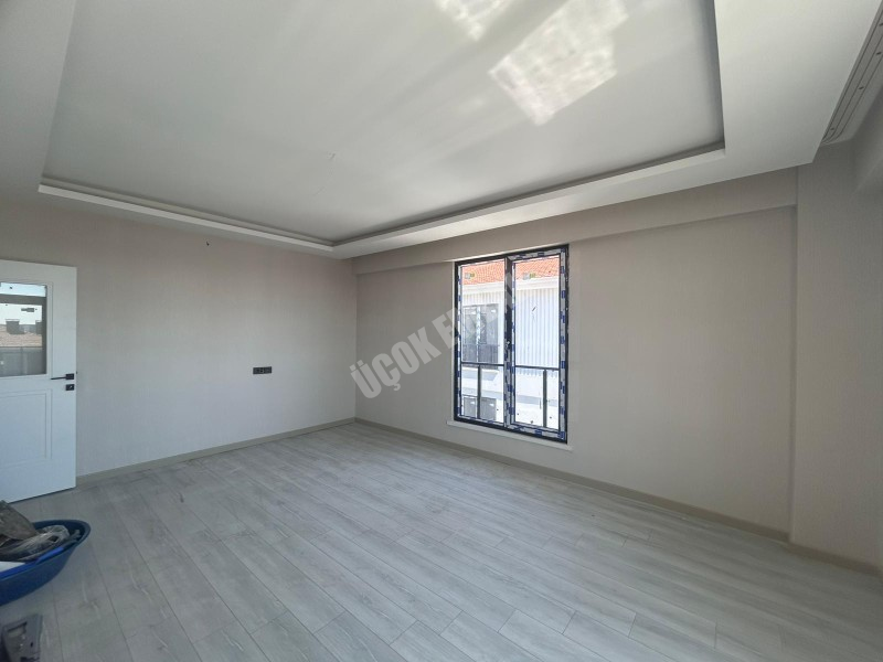 AFYON ÜÇOK EMLAKTAN MAREŞAL F ÇAKMAK MAH SATILIK SIFIR LÜX 3+1 ASANSÖRLÜ FIRSAT DAİRE
