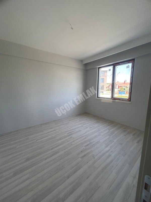 AFYON ÜÇOK EMLAKTAN ALİ İHSAN PAŞA MAH KİRALIK SIFIR LÜX 3+1 NEZİH BÖLGEDE DAİRE