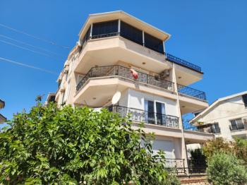  ALTINKUM MAHALLESİ'NDE HAVUZLU SİTE İÇERİSİNDE | EŞYALI | KALORİFERLİ | PANJURLU 1. KAT FIRSAT DAİRE! 