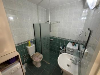 ÇAMLIK MAHALLESİ'NDE | KÖŞE KONUM | EŞYALI | GENİŞ BALKONLU | DENİZE YÜRÜME MESAFESİNDE 2+1 FIRSAT DAİRE!