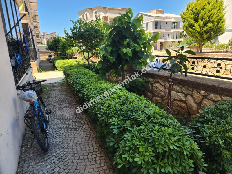  ALTINKUM MAHALLESİ'NDE HAVUZLU SİTE İÇERİSİNDE | EŞYALI | KALORİFERLİ | PANJURLU 1. KAT FIRSAT DAİRE! 