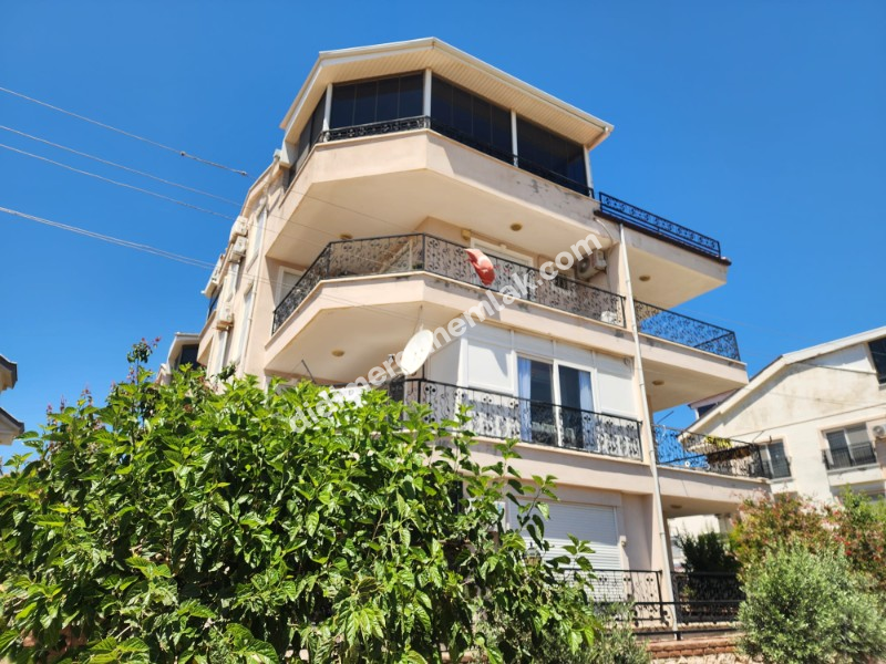  ALTINKUM MAHALLESİ'NDE HAVUZLU SİTE İÇERİSİNDE | EŞYALI | KALORİFERLİ | PANJURLU 1. KAT FIRSAT DAİRE! 